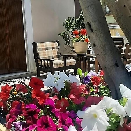 Holiday House Nellina Боскореале Екстериор снимка