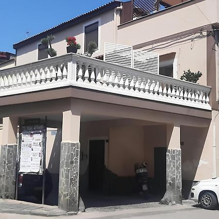 Holiday House Nellina Боскореале Екстериор снимка